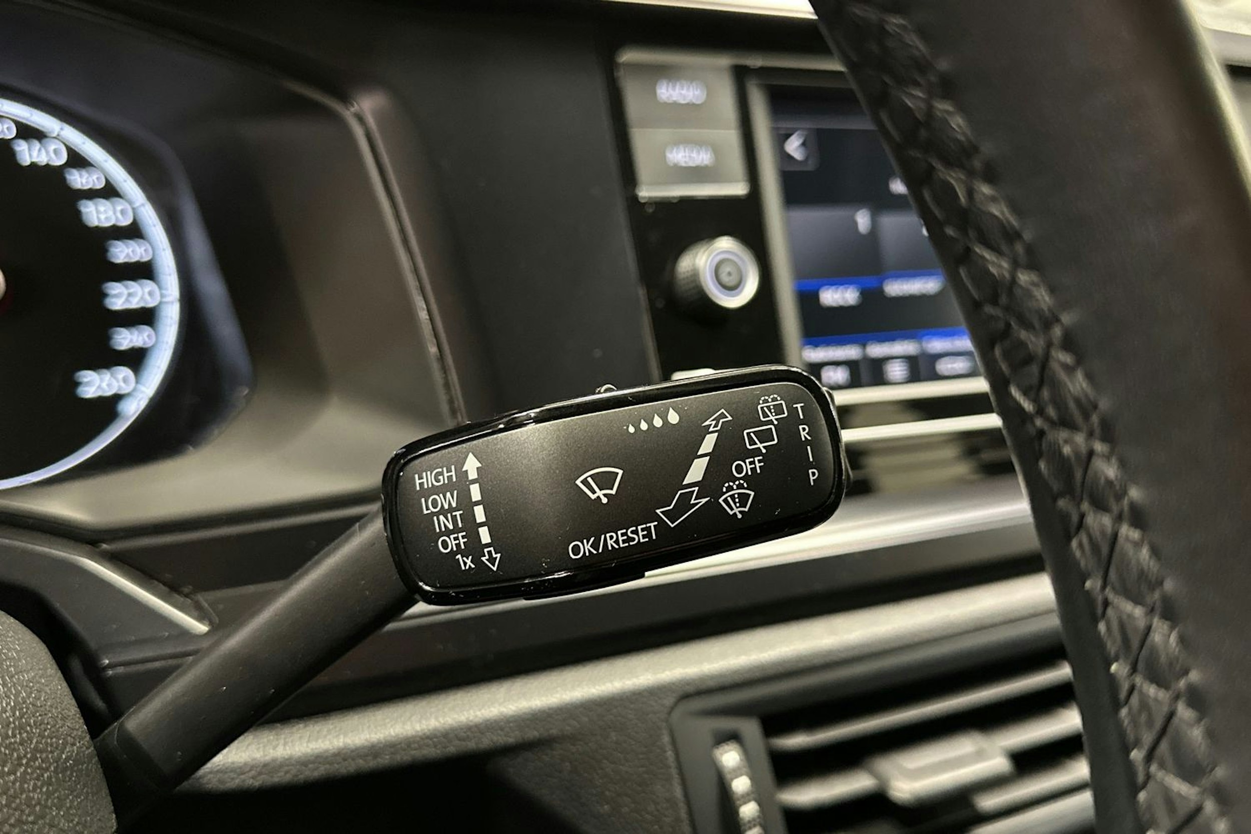 valkoinen Volkswagen Polo 2021 kuva 22.