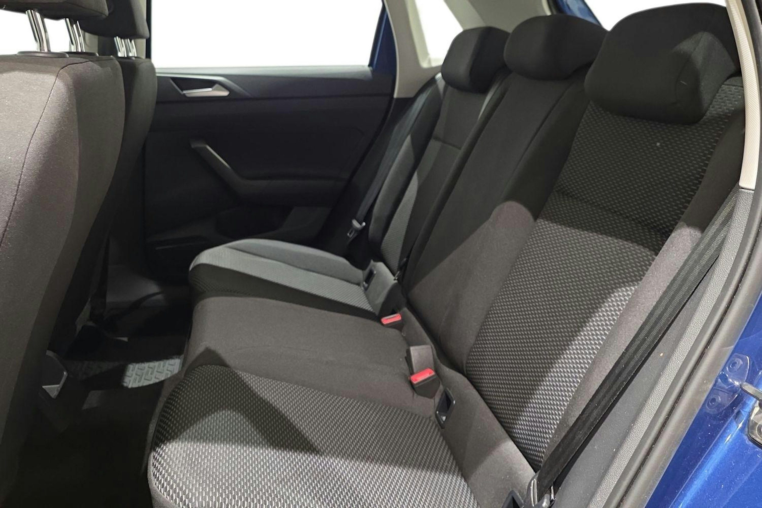 sininen Volkswagen Polo 2021 kuva 10.