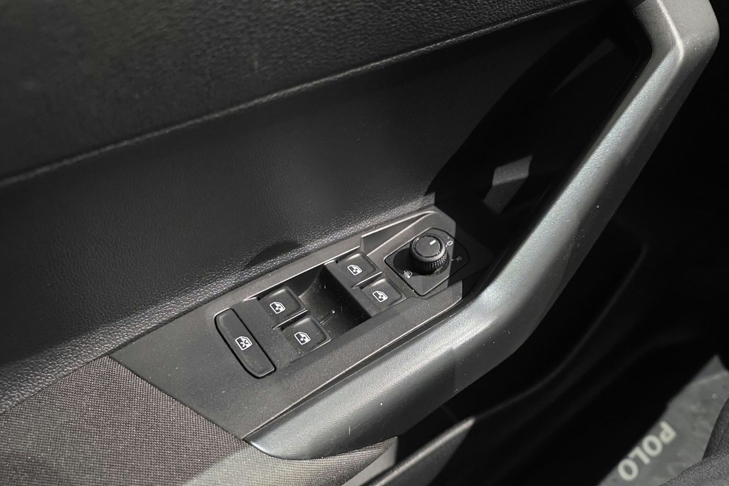 sininen Volkswagen Polo 2021 kuva 19.