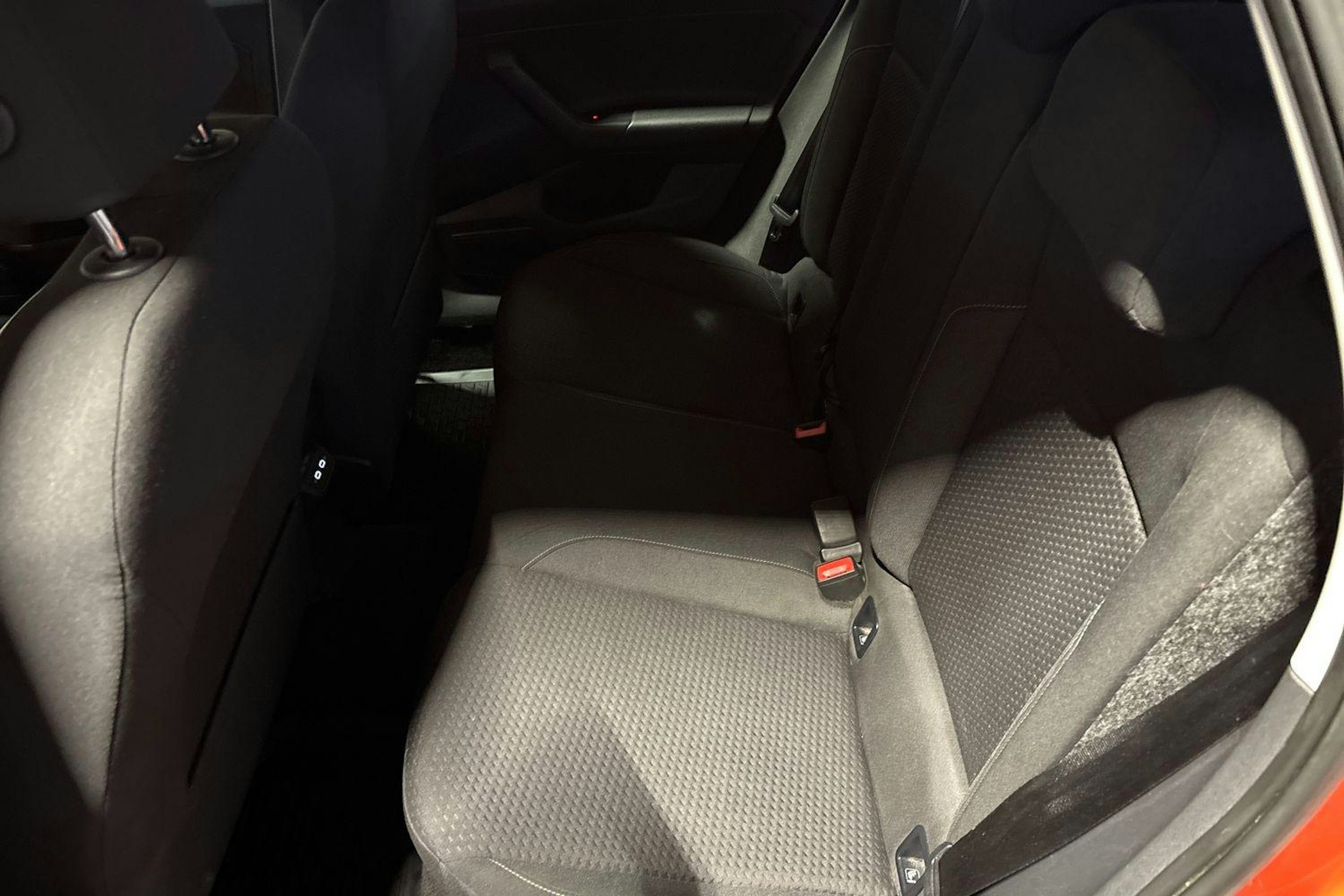 Oranssi Volkswagen POLO 2021 kuva 10.