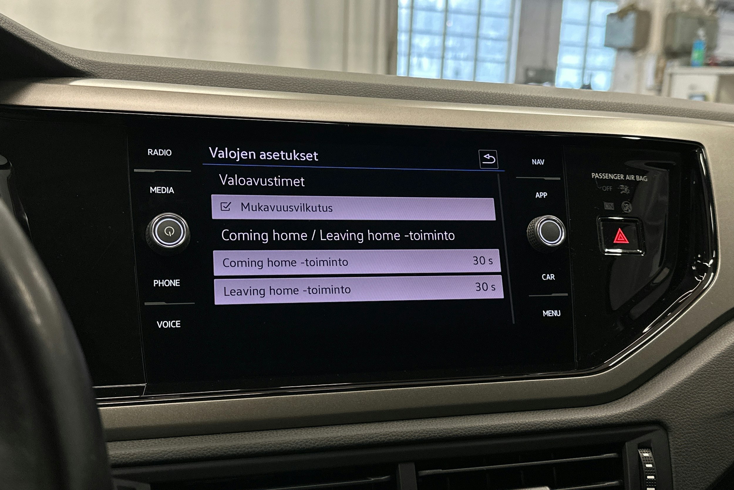 punainen Volkswagen Polo 2021 kuva 23.