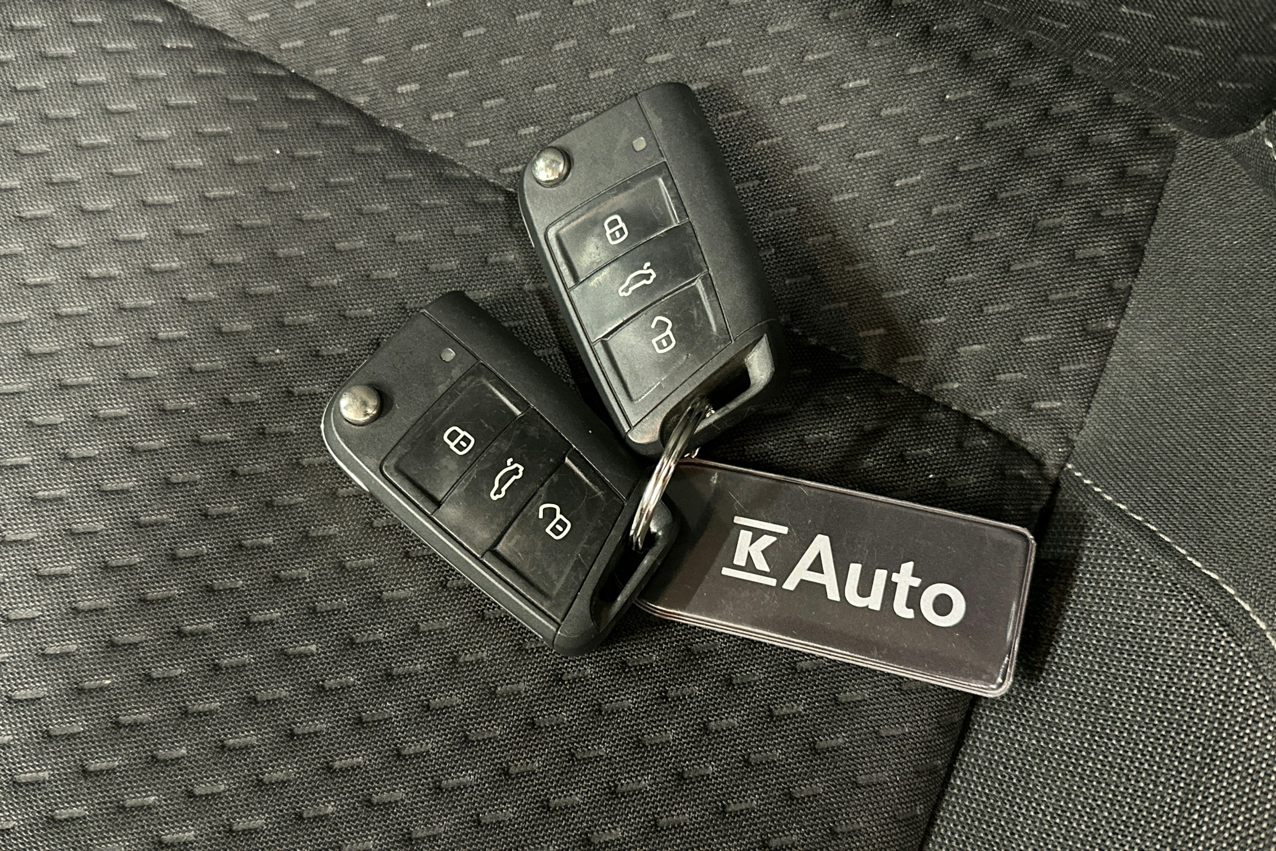 punainen Volkswagen Polo 2021 kuva 27.