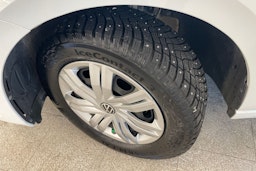 Valkoinen Volkswagen POLO 2021 kuva 13.