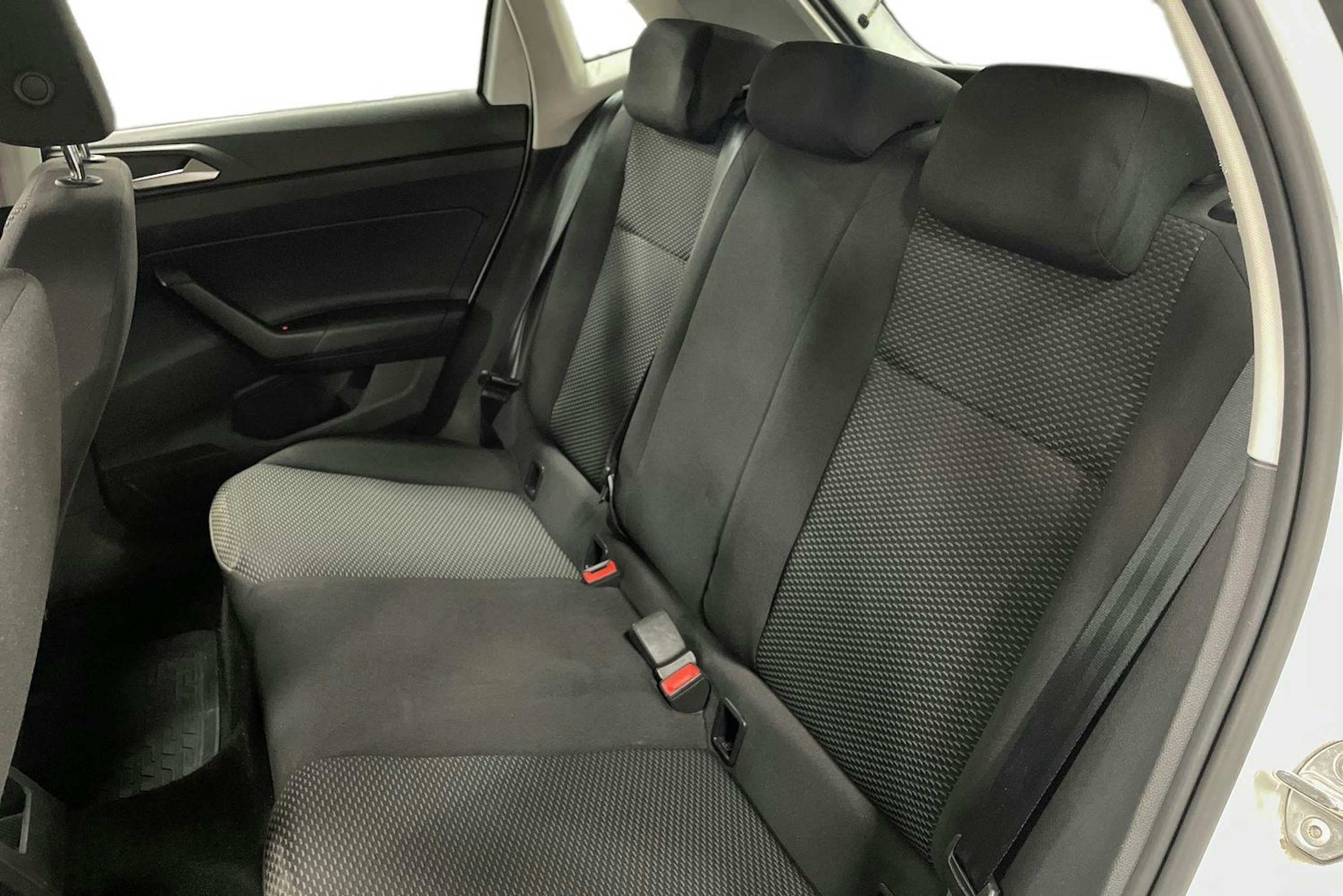 Valkoinen Volkswagen POLO 2021 kuva 8.