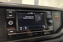 valkoinen Volkswagen Polo 2021 kuva 18.
