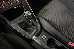 valkoinen Volkswagen Polo 2021 kuva 21.