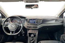 sininen Volkswagen Polo 2021 kuva 9.