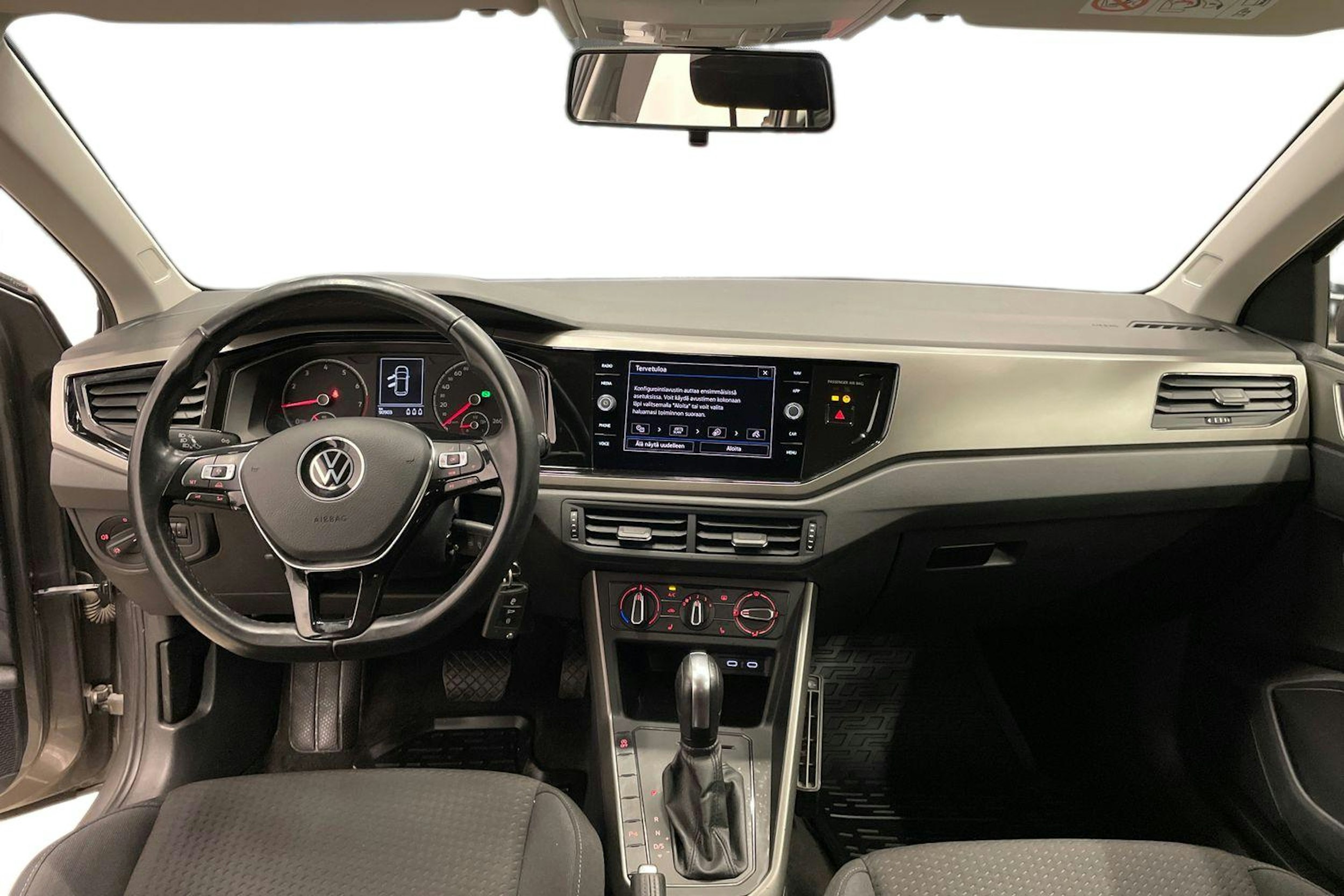 harmaa Volkswagen Polo 2021 kuva 7.
