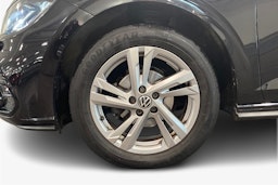 musta Volkswagen Polo 2021 kuva 11.