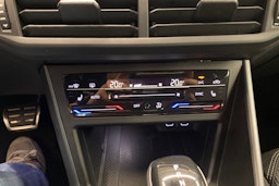 musta Volkswagen Polo 2021 kuva 20.