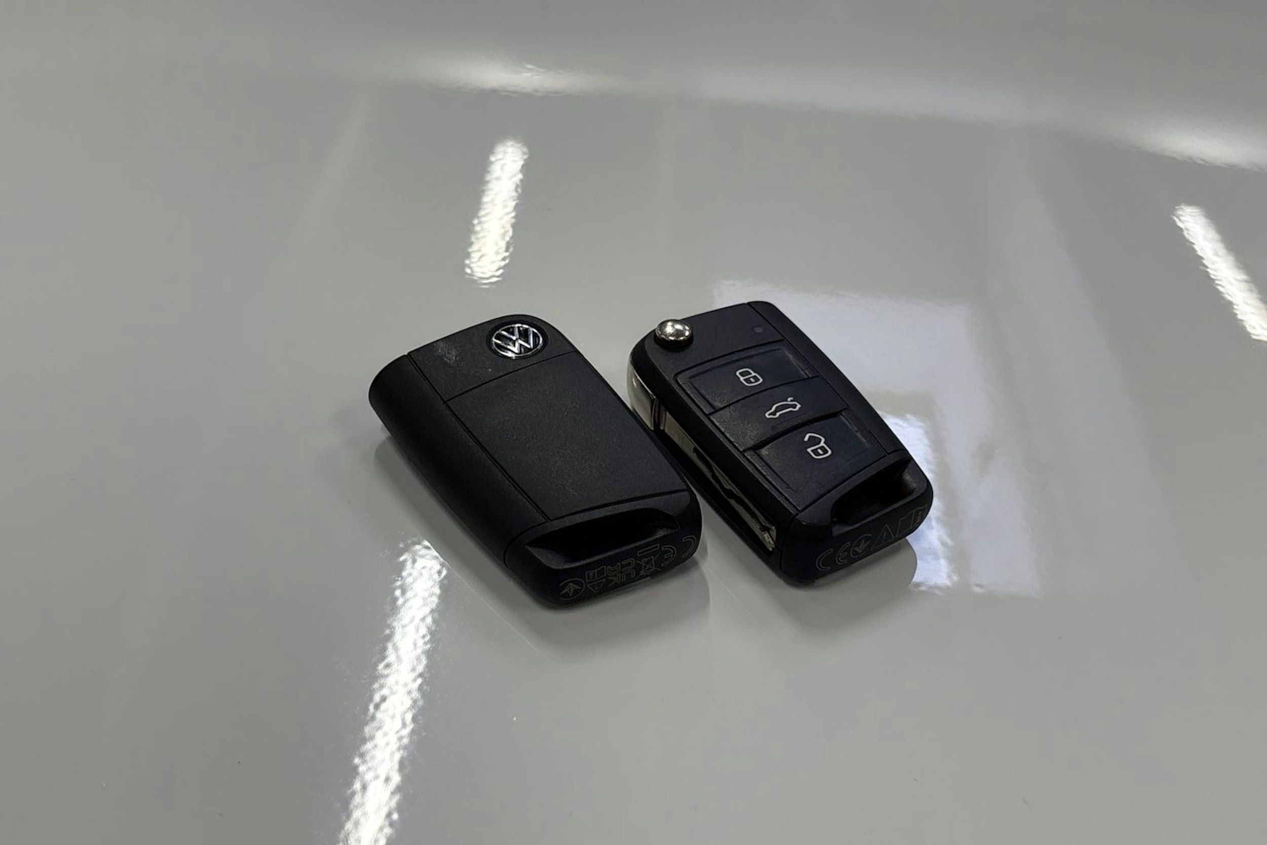 valkoinen Volkswagen Polo 2021 kuva 18.