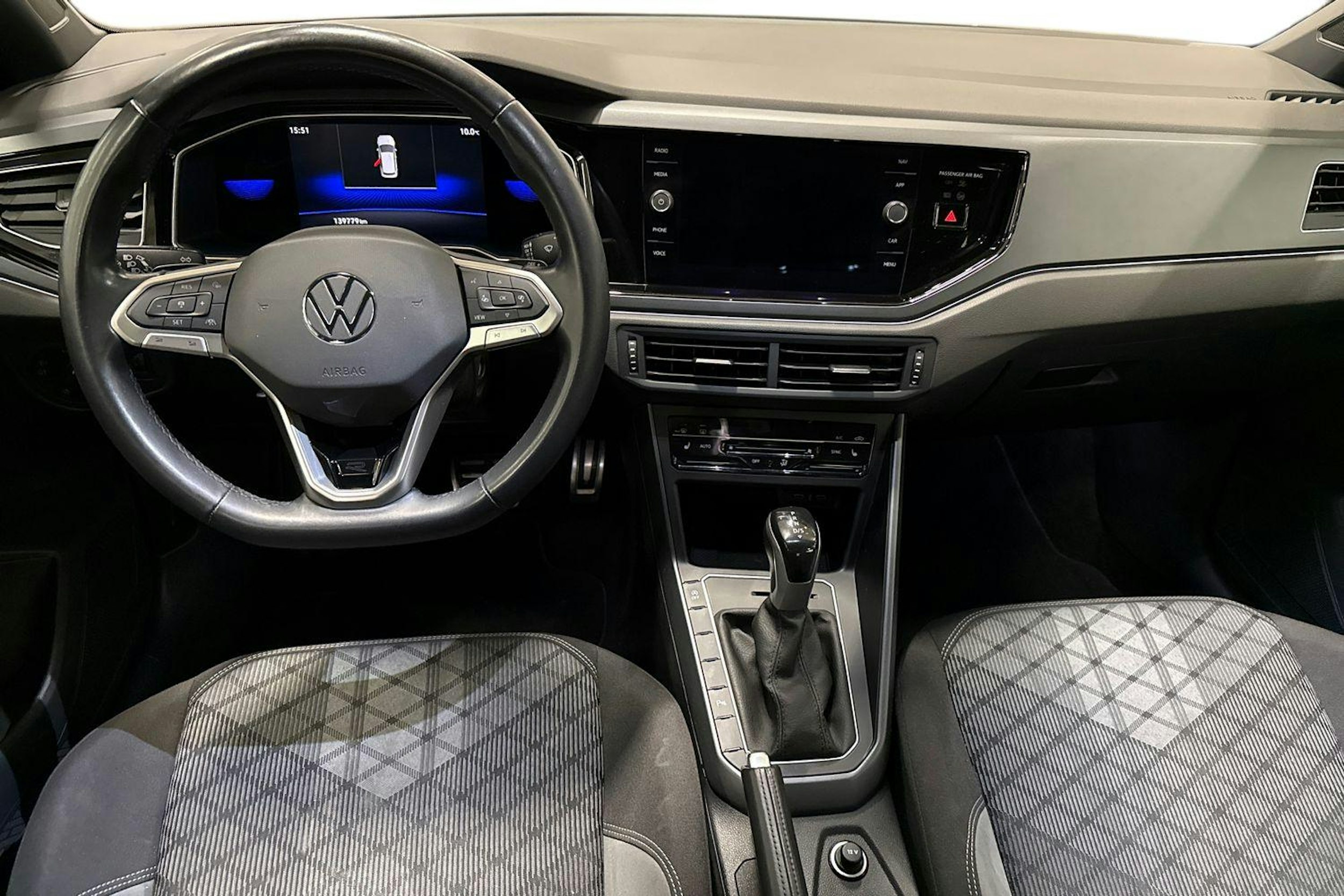 musta Volkswagen Polo 2022 kuva 9.