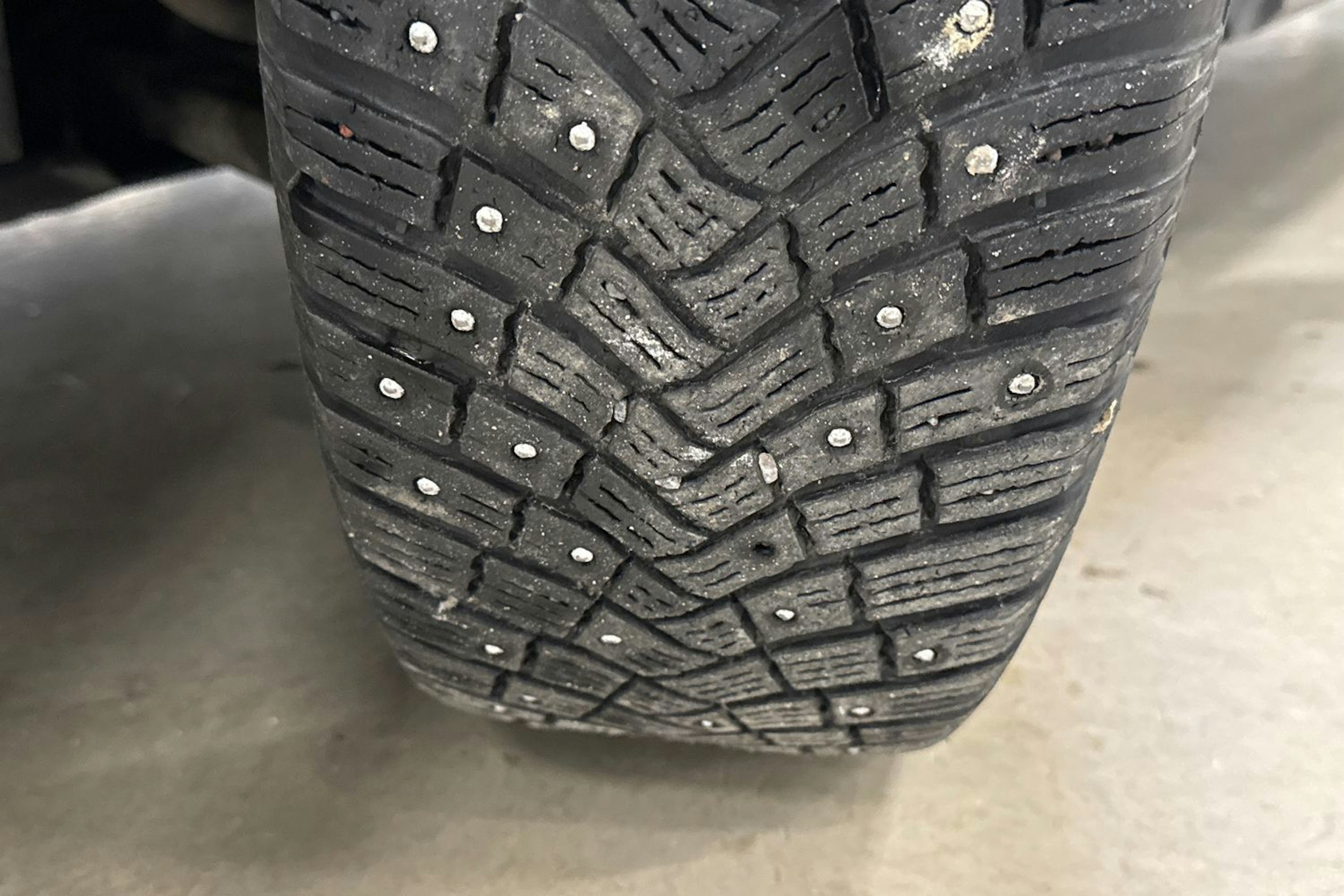 musta Volkswagen Polo 2022 kuva 13.