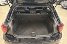 musta Volkswagen Polo 2022 kuva 14.