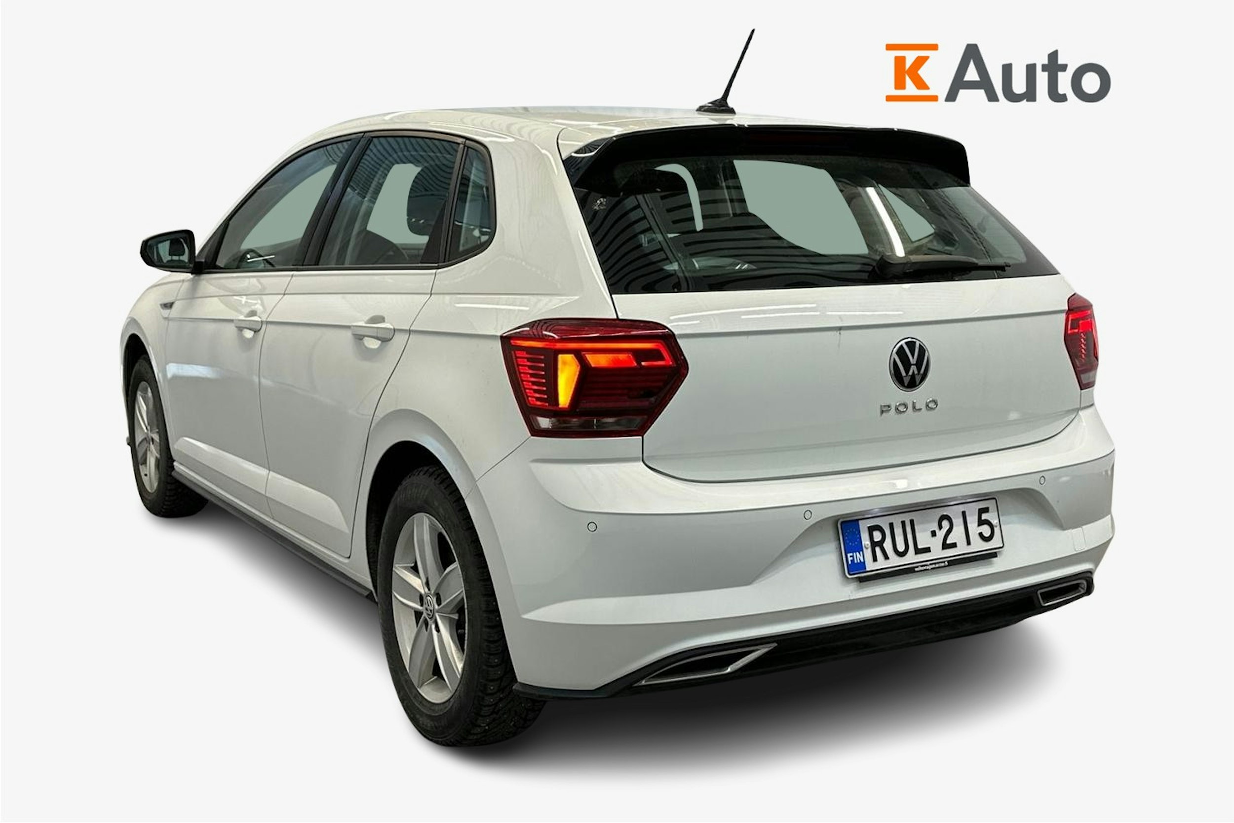 valkoinen Volkswagen Polo 2021 kuva 2.