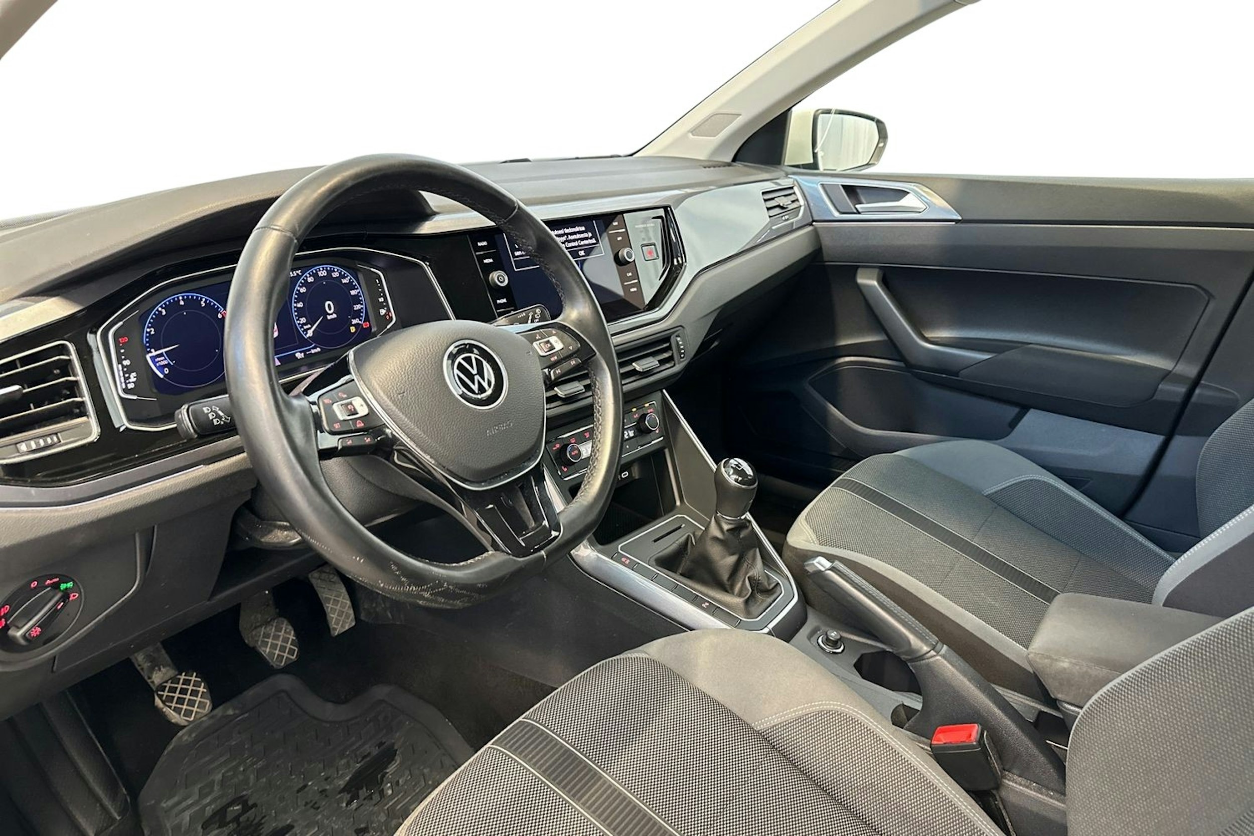 valkoinen Volkswagen Polo 2021 kuva 7.