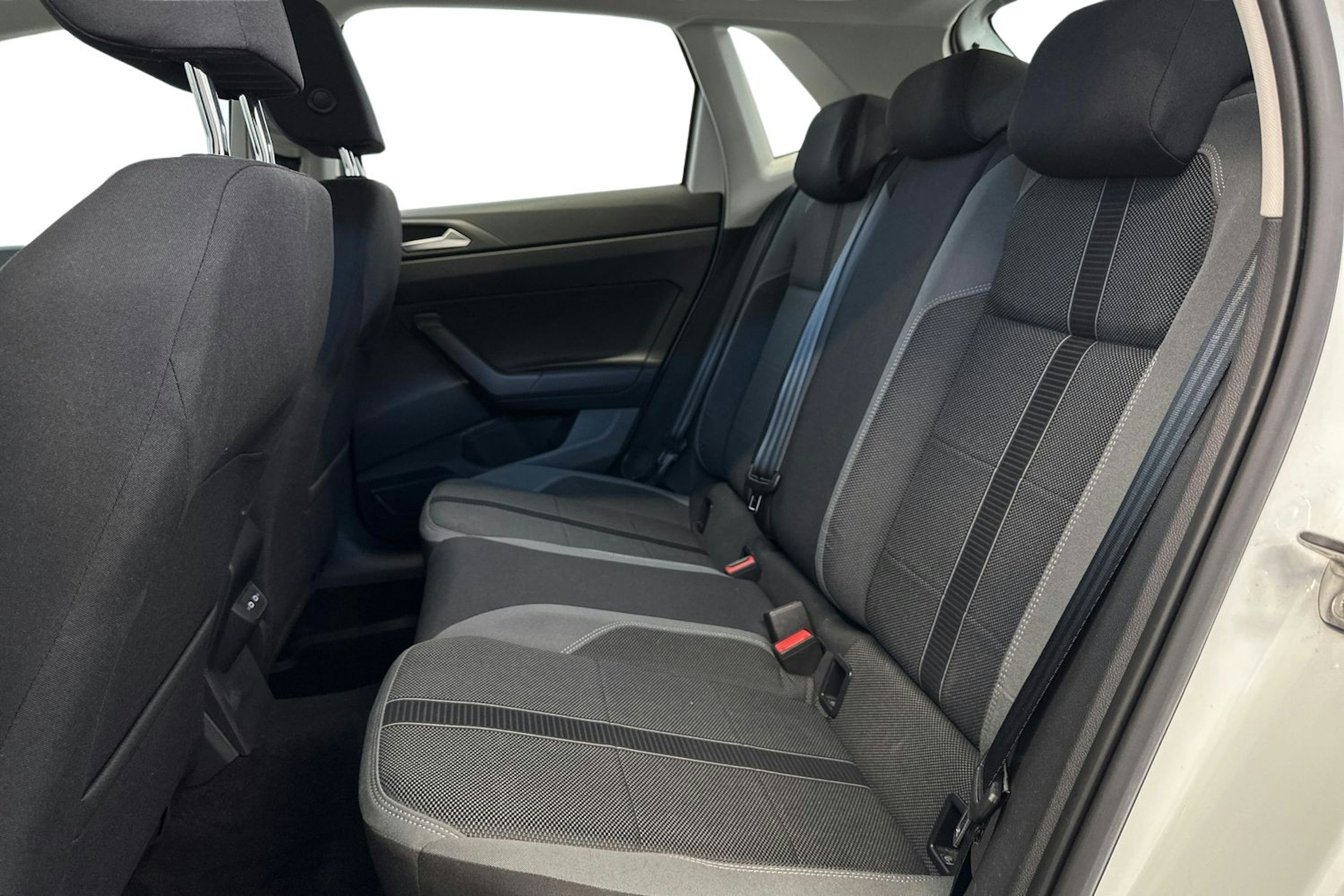 valkoinen Volkswagen Polo 2021 kuva 10.