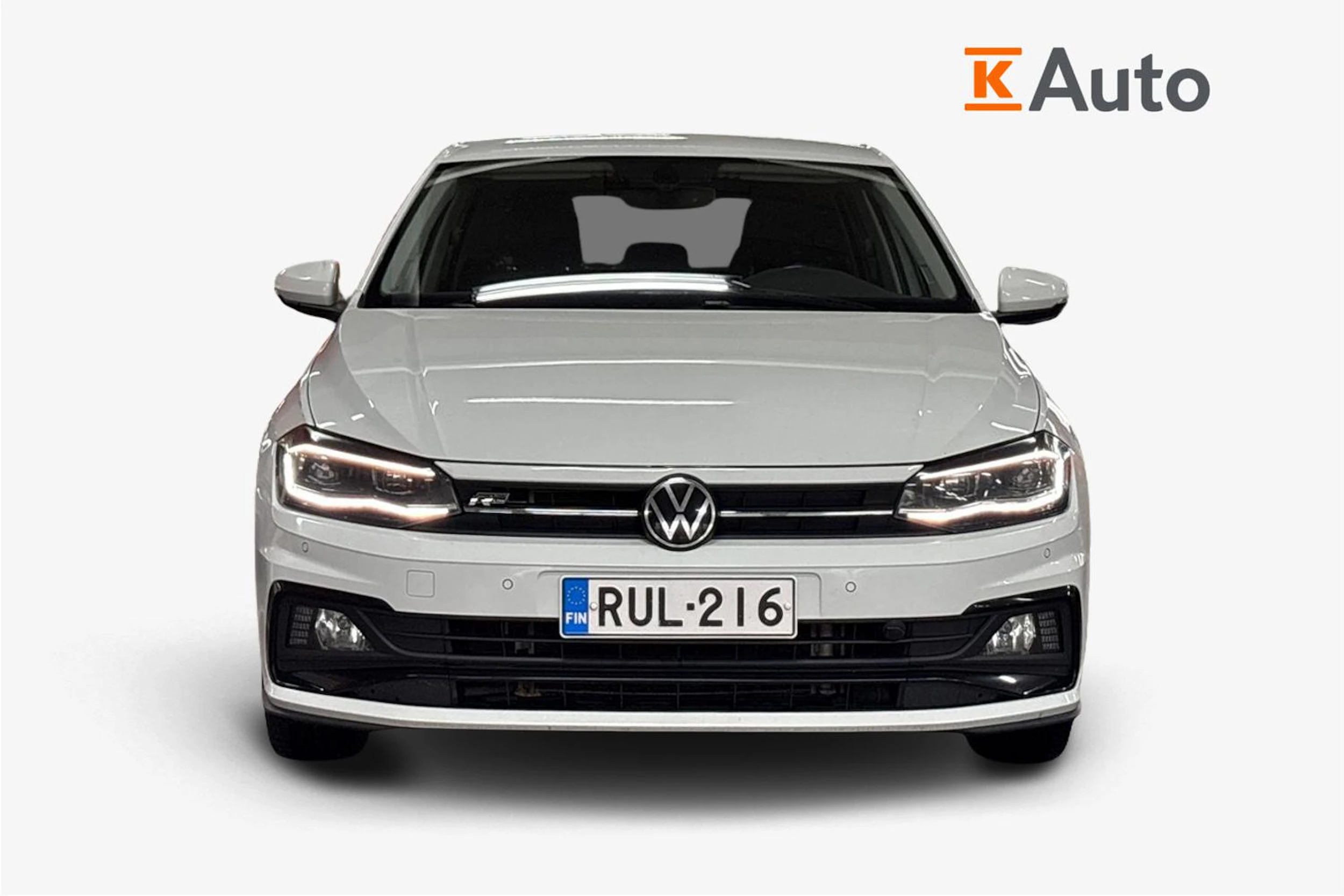 Valkoinen Volkswagen POLO 2021 kuva 4.