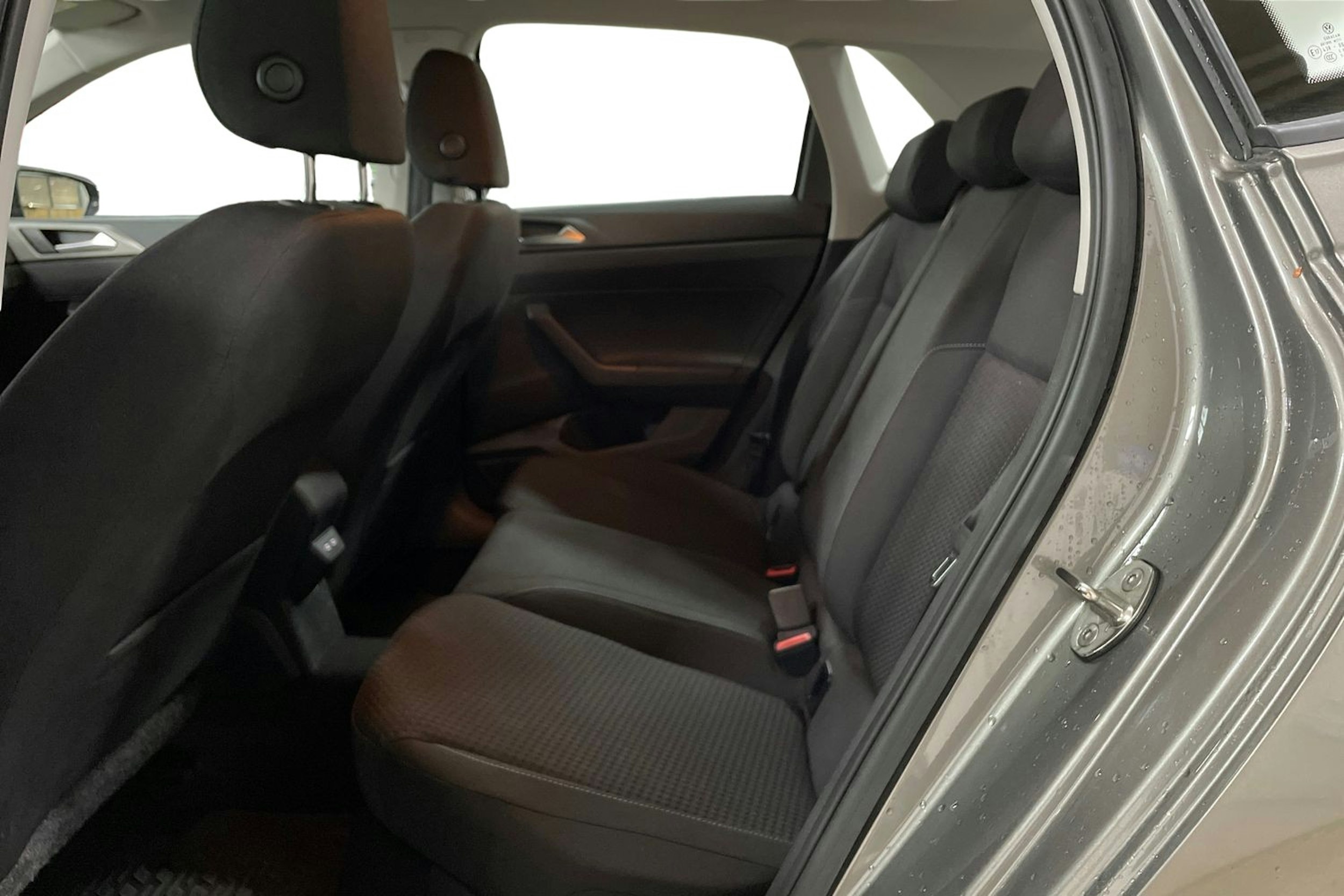 Harmaa Volkswagen POLO 2021 kuva 10.