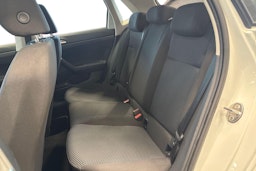 Valkoinen Volkswagen Polo 2021 kuva 10.