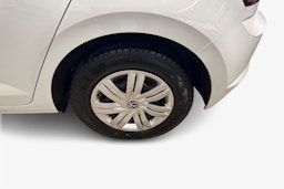Valkoinen Volkswagen Polo 2021 kuva 11.