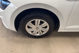 Valkoinen Volkswagen Polo 2021 kuva 13.