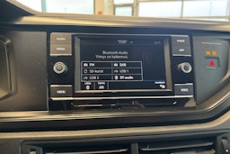 Valkoinen Volkswagen Polo 2021 kuva 19.