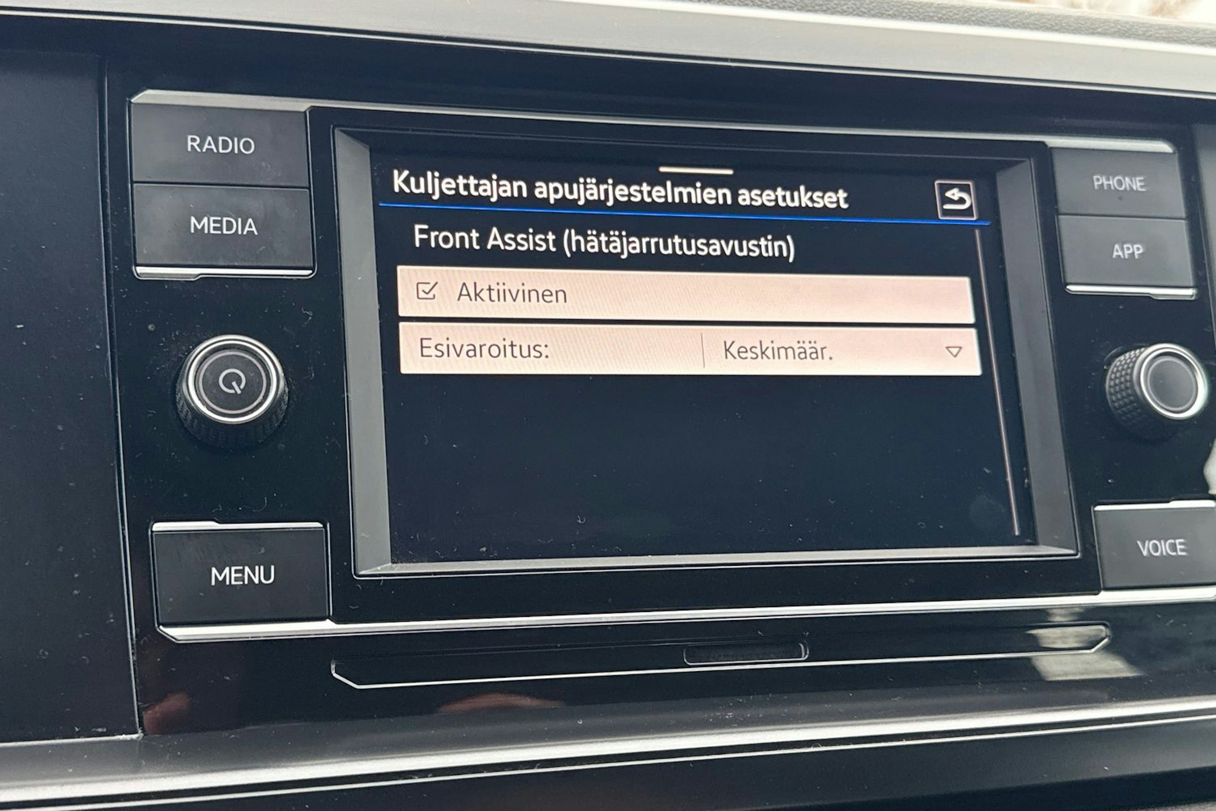 valkoinen Volkswagen Polo 2021 kuva 19.