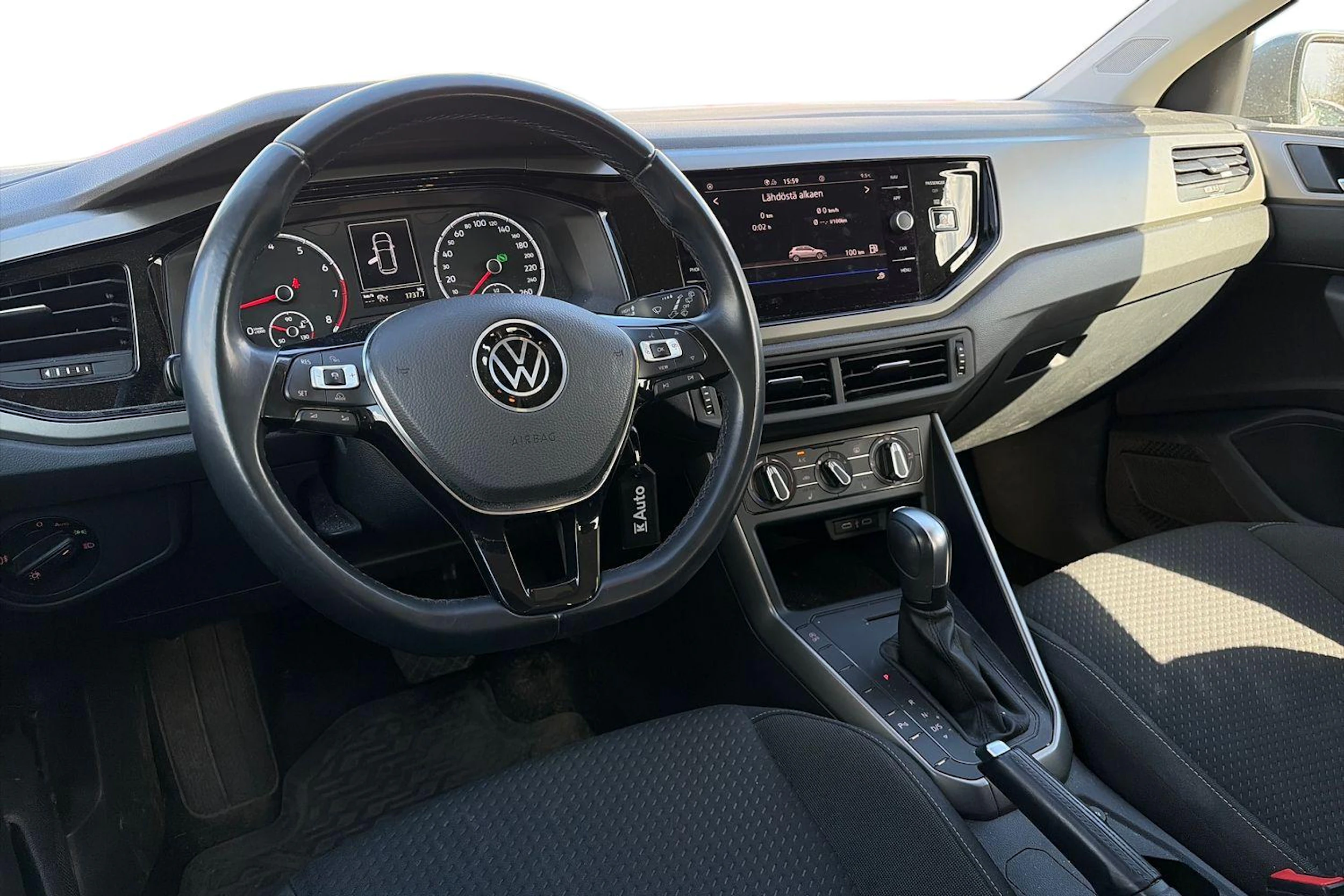 harmaa Volkswagen Polo 2021 kuva 3.