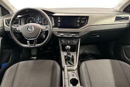 sininen Volkswagen Polo 2021 kuva 9.