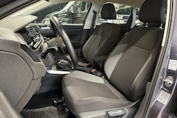 harmaa Volkswagen Polo 2022 kuva 15.