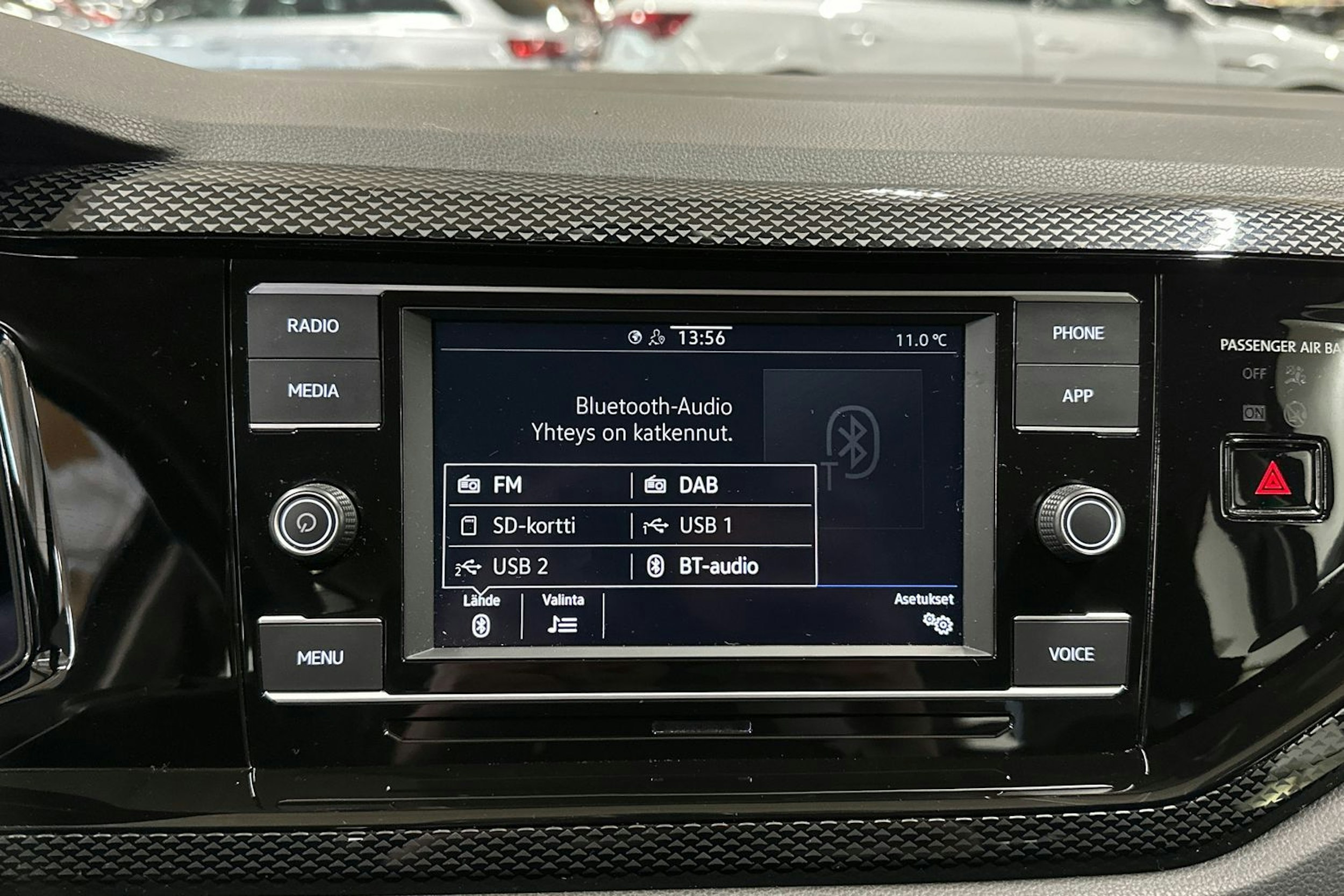 harmaa Volkswagen Polo 2022 kuva 17.