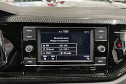 harmaa Volkswagen Polo 2022 kuva 17.