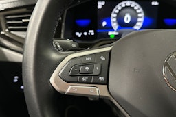 harmaa Volkswagen Polo 2022 kuva 22.