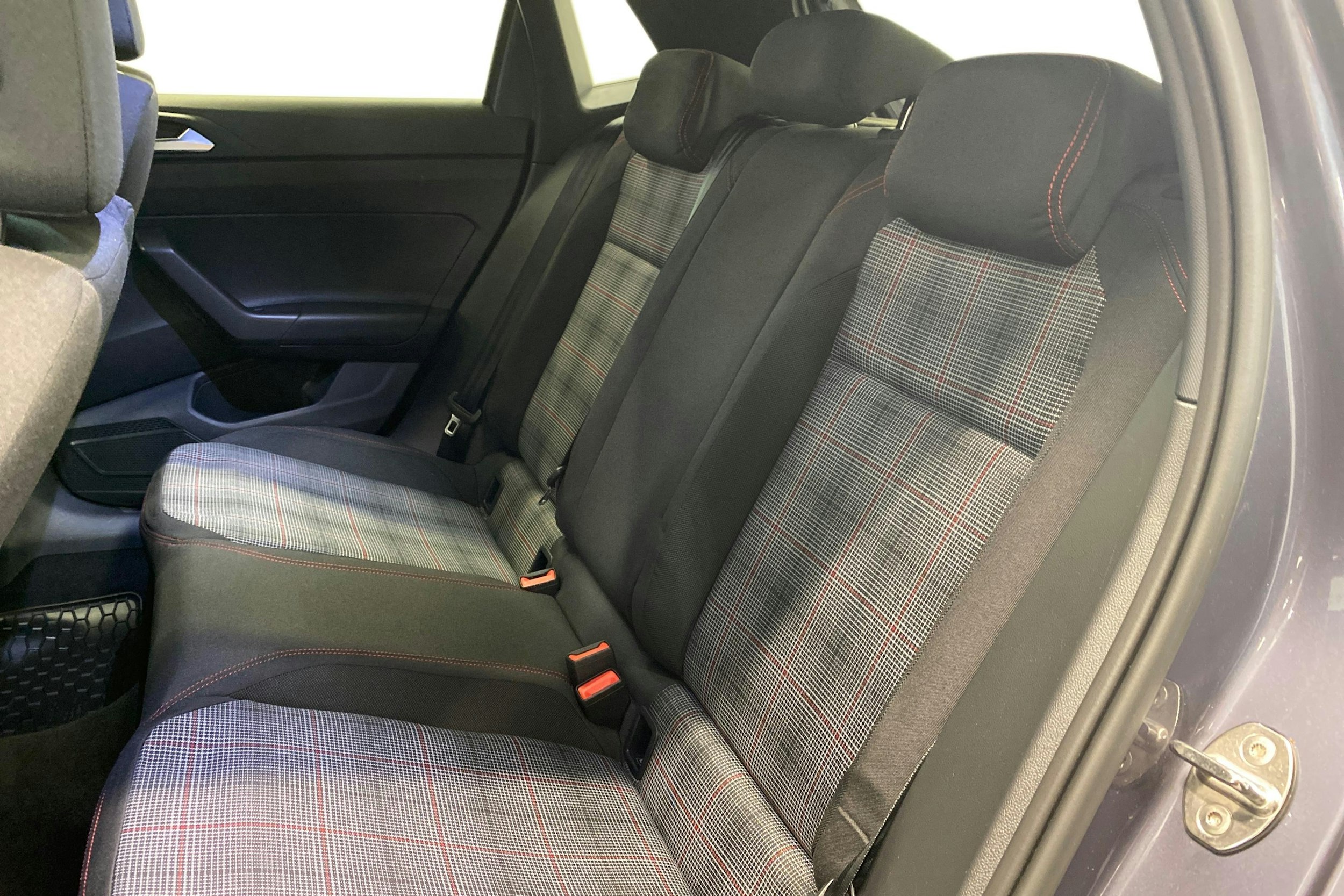 harmaa Volkswagen Polo 2022 kuva 8.