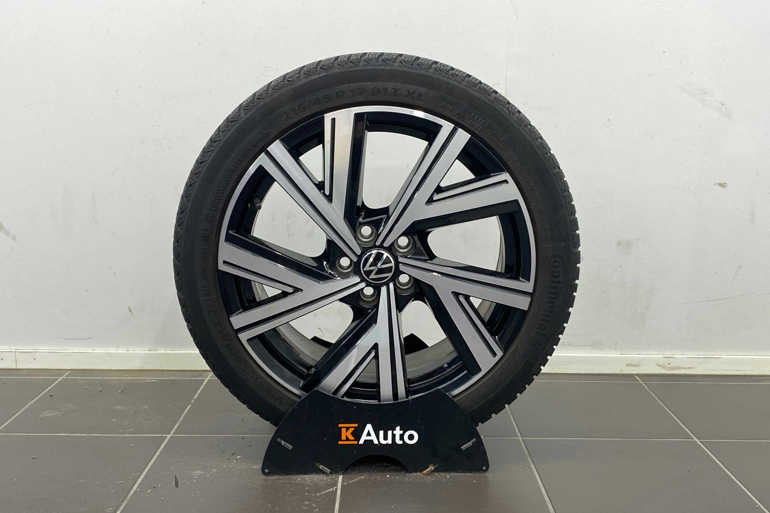harmaa Volkswagen Polo 2022 kuva 10.