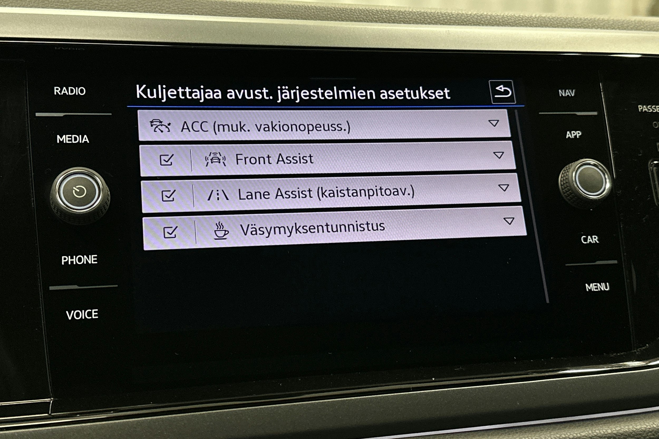 violetti Volkswagen Polo 2022 kuva 21.