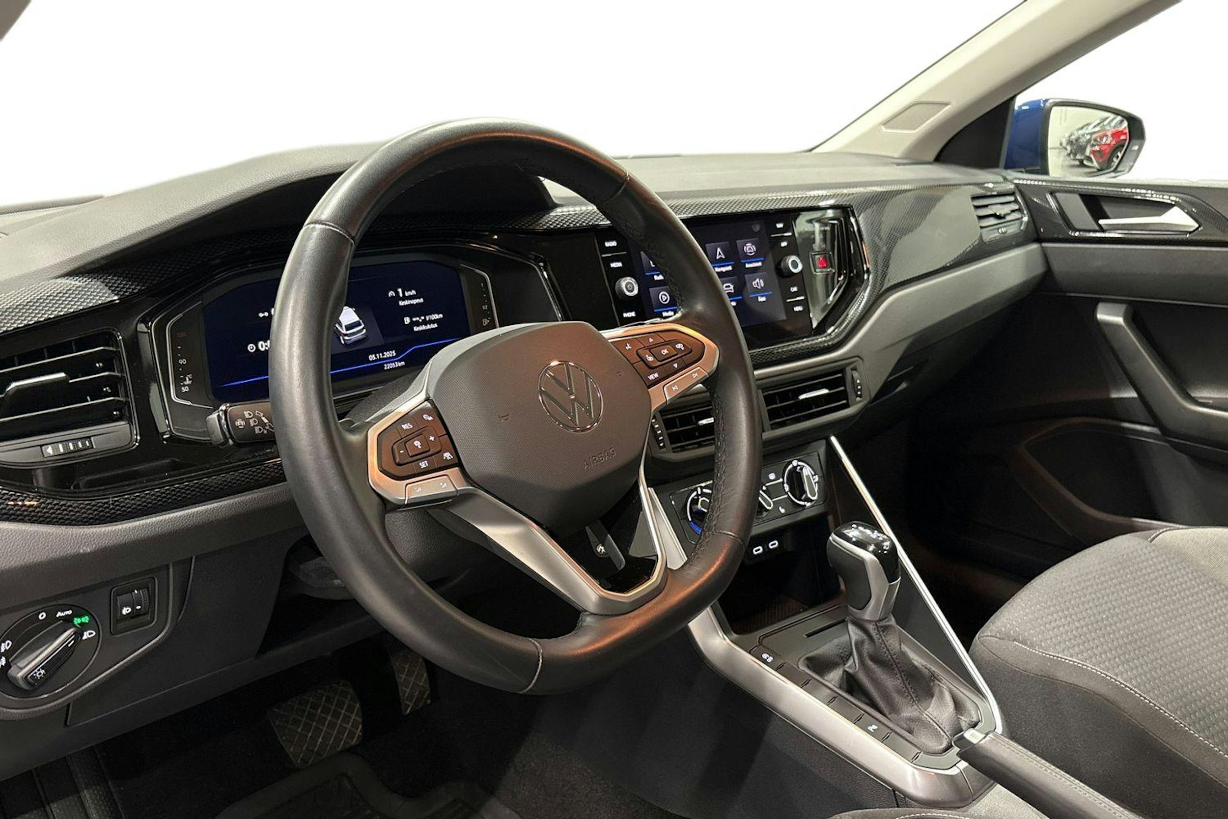 sininen Volkswagen Polo 2022 kuva 7.