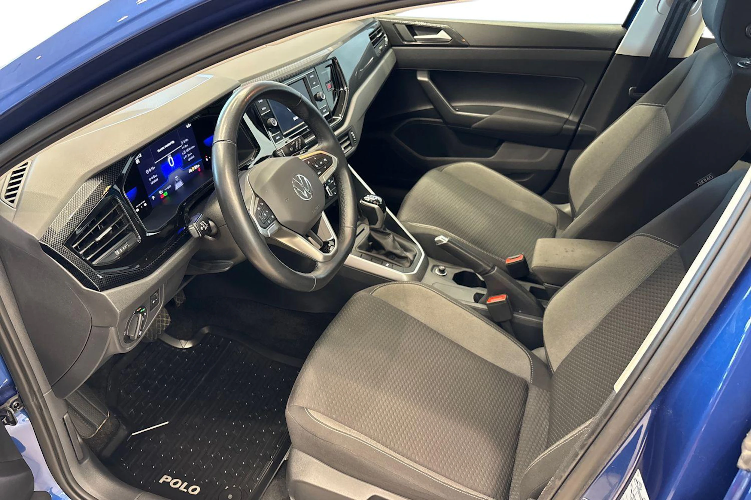 sininen Volkswagen Polo 2022 kuva 6.