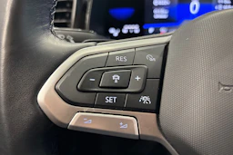 sininen Volkswagen Polo 2022 kuva 14.