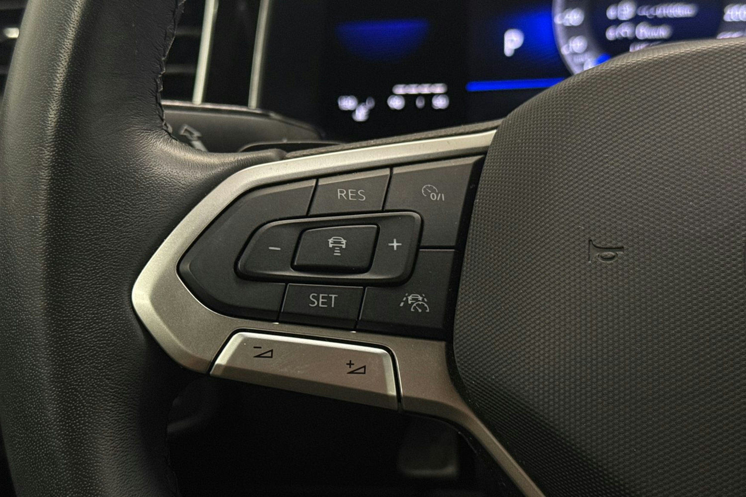 Valkoinen Volkswagen POLO 2022 kuva 16.
