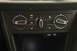 Valkoinen Volkswagen POLO 2022 kuva 33.