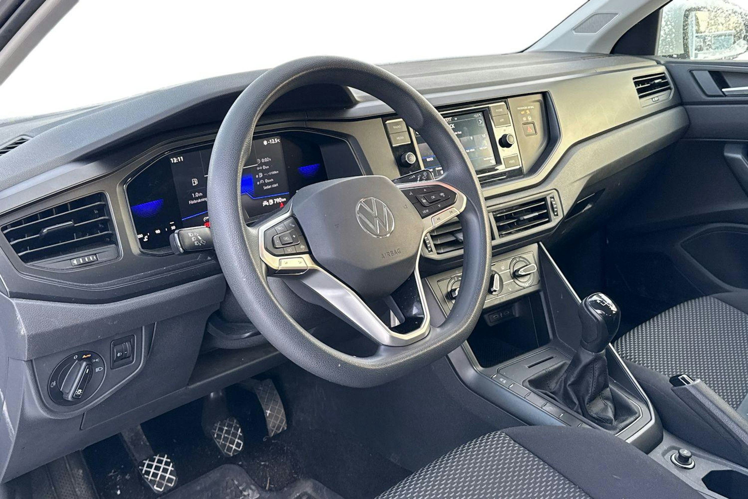 valkoinen Volkswagen Polo 2022 kuva 3.