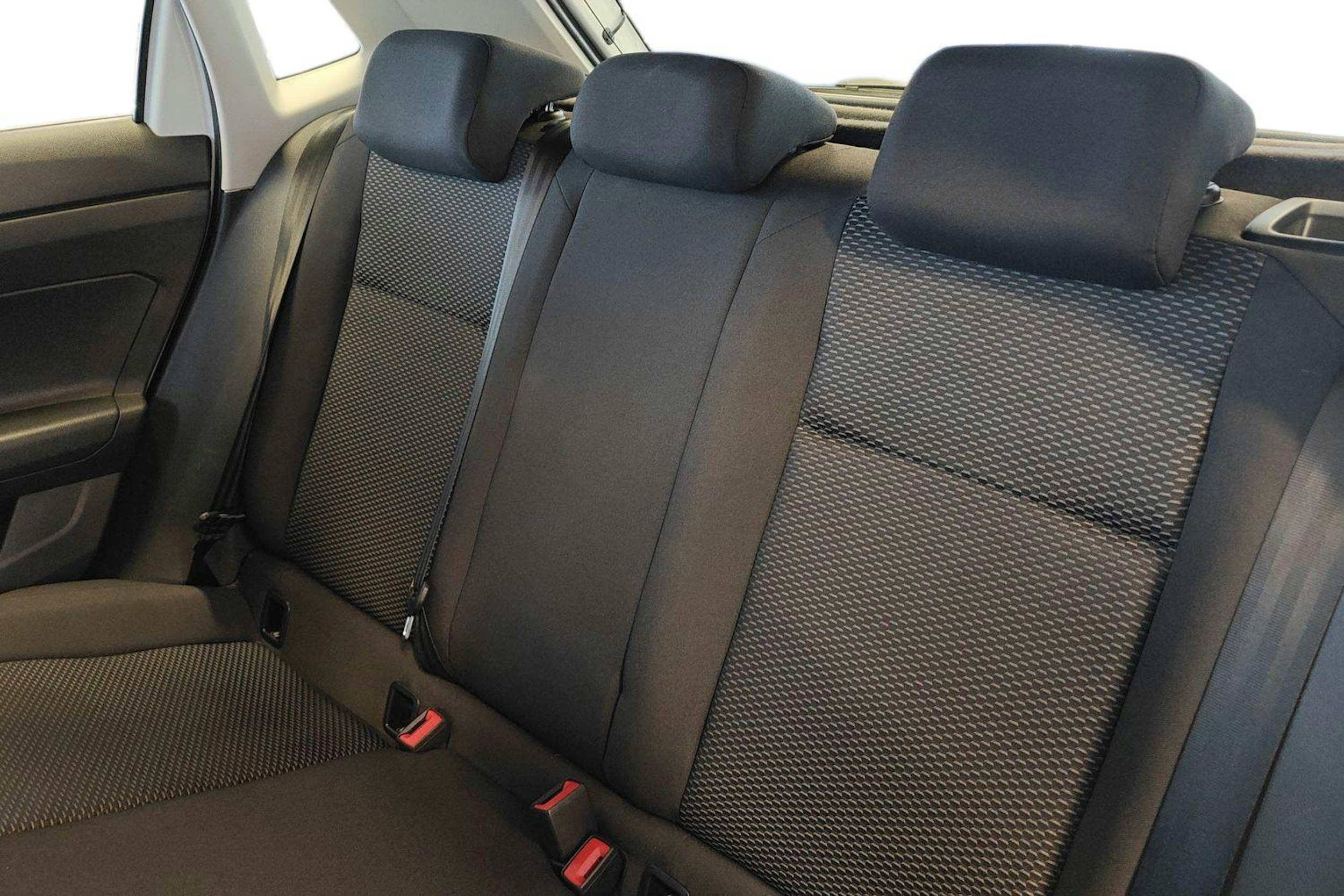 valkoinen Volkswagen Polo 2022 kuva 10.