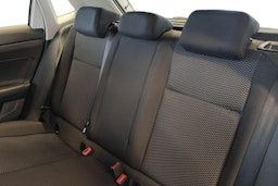 valkoinen Volkswagen Polo 2022 kuva 10.