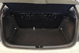 valkoinen Volkswagen Polo 2022 kuva 16.