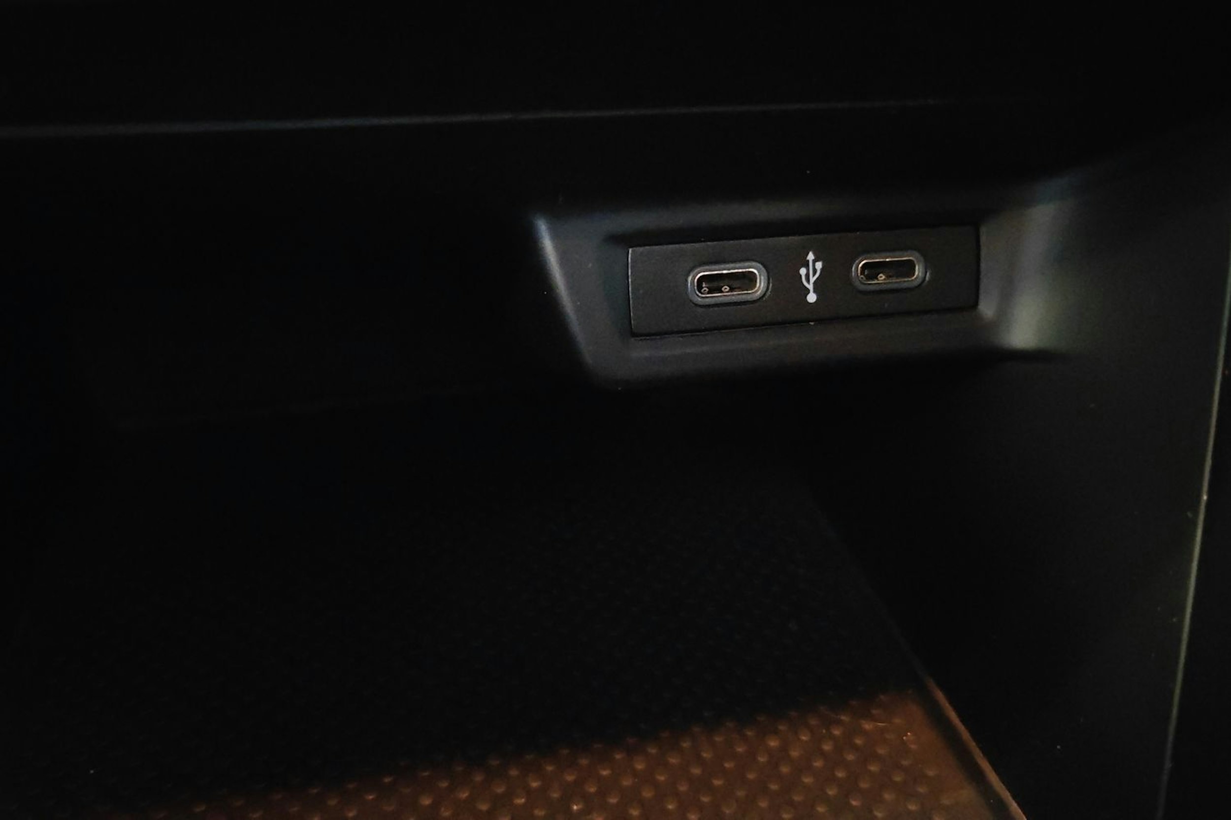 valkoinen Volkswagen Polo 2022 kuva 18.