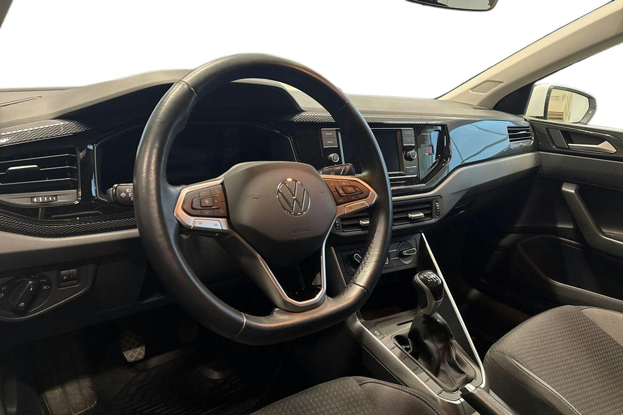 valkoinen Volkswagen Polo 2022 kuva 7.