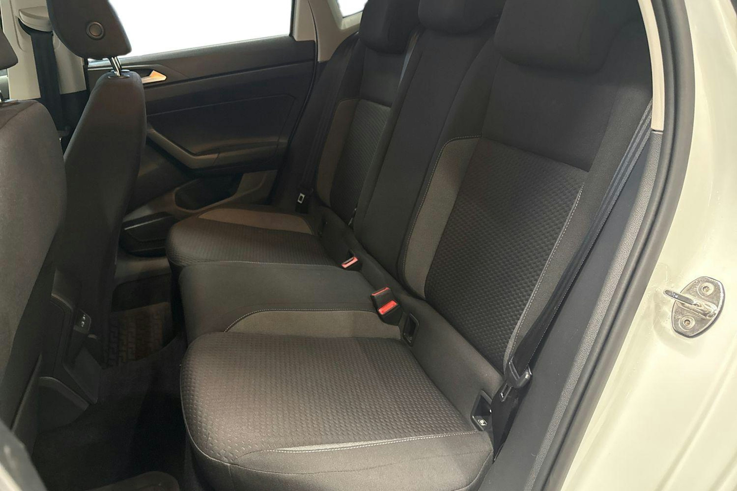 valkoinen Volkswagen Polo 2022 kuva 10.