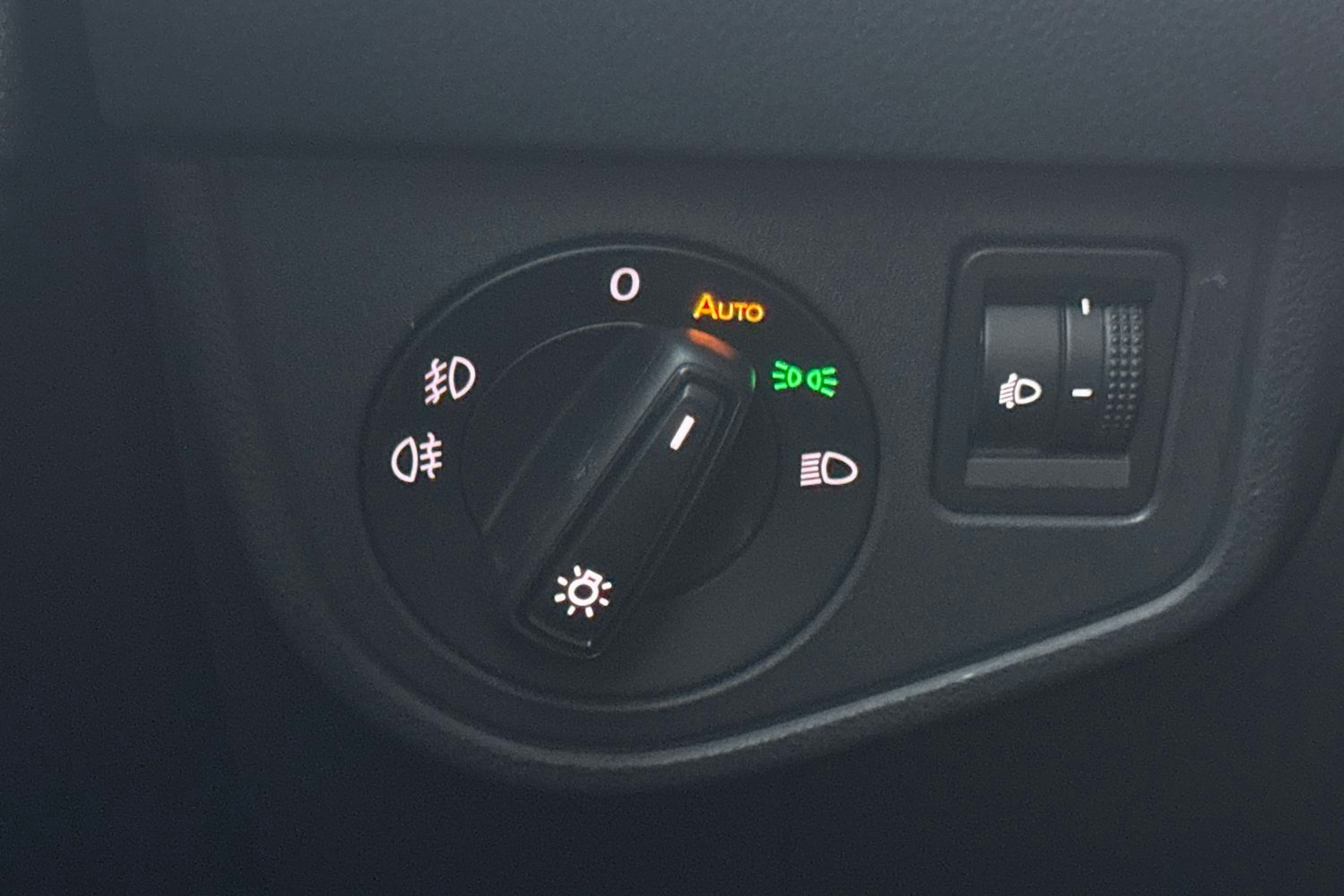 valkoinen Volkswagen Polo 2022 kuva 20.